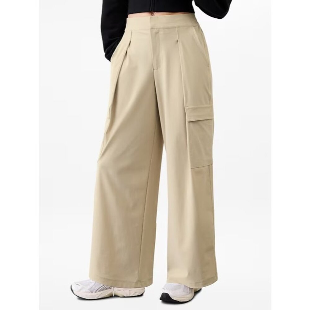 New Athleta 8 Pinnacle Cargo Trouser Ecru Size 8 Regular